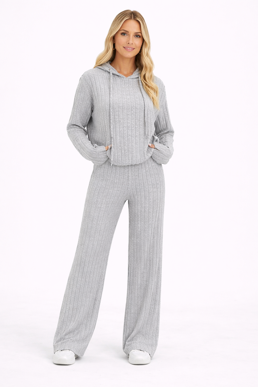 Lucia-Conjuntos de Chándal