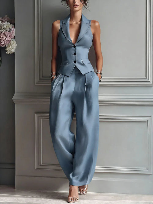 Aria | Traje de dos piezas con cuello en V y botones